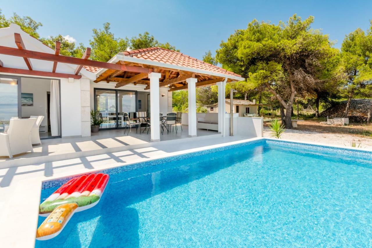 סופטאר Villa Dada מראה חיצוני תמונה