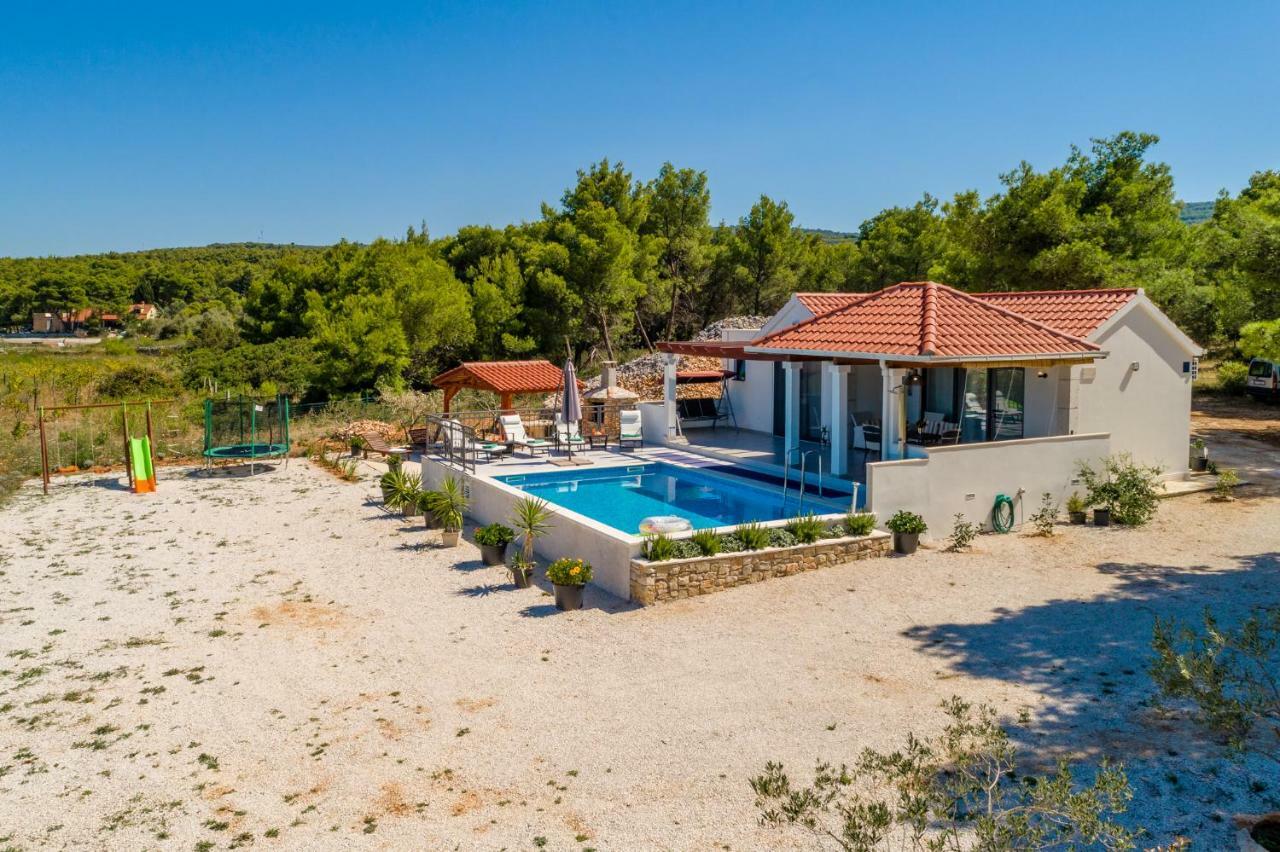 סופטאר Villa Dada מראה חיצוני תמונה