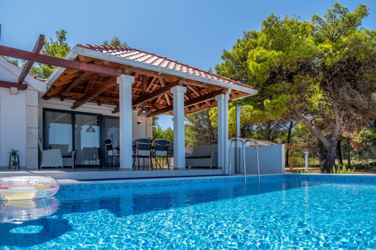 סופטאר Villa Dada מראה חיצוני תמונה